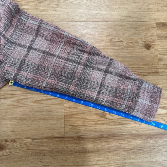 BB Dakota by Steve Madden Women's Pink Plaid Boucle Shirt Jacket Size Small - Picture 12 of 12